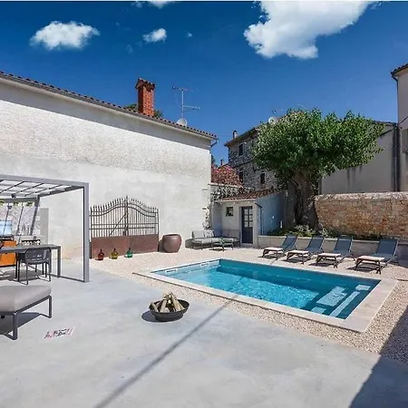 Dvori Private Pool Near Porec Villa *